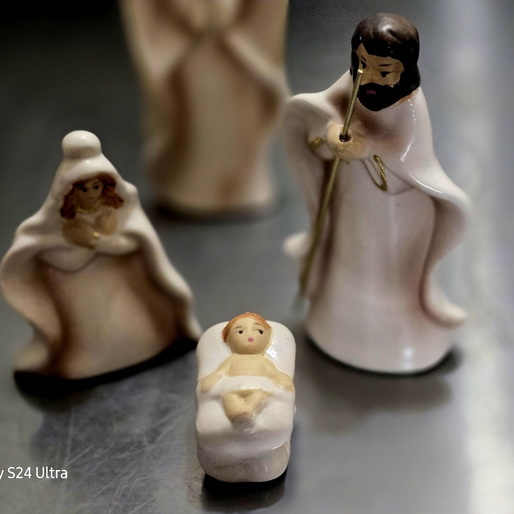 10 Piece Nativity Set